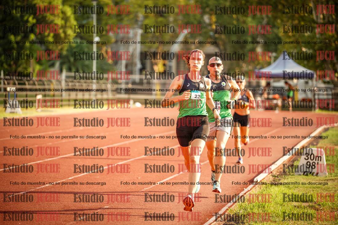 Fotos de los 5000 m llanos de mujeres y varones