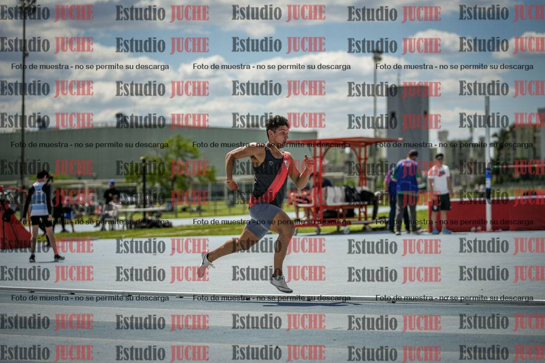 Fotos de los 400 m llanos de varones