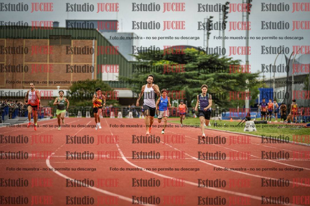 Fotos de los 400 m llanos de varones