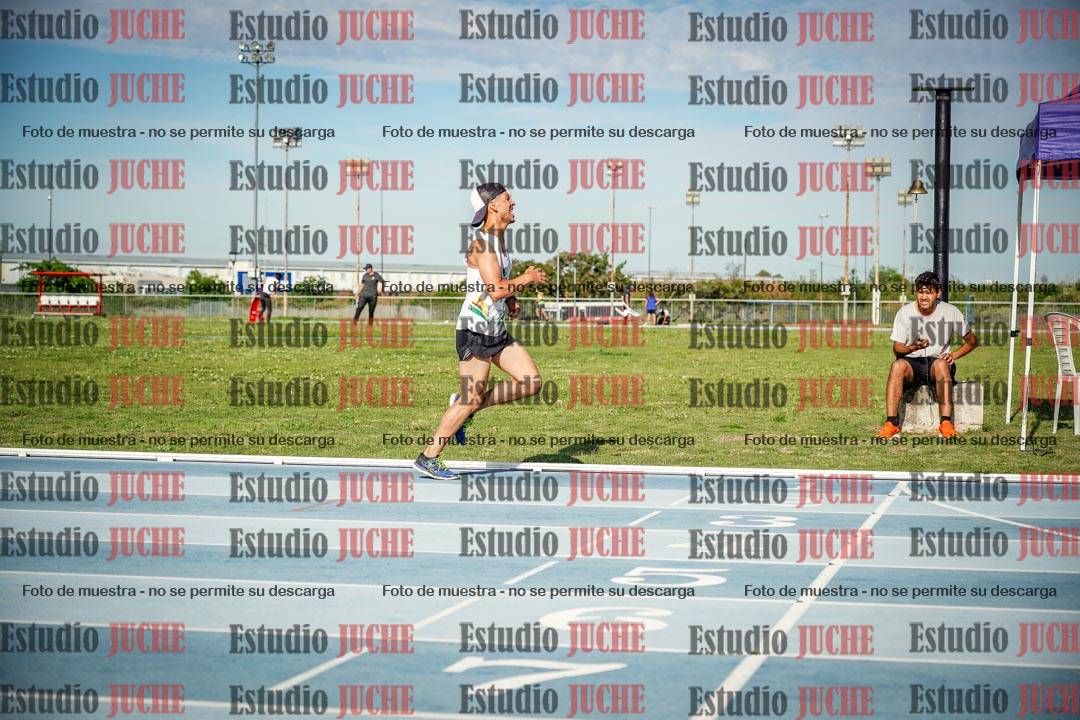 Fotos de los 1500 m llanos de varones