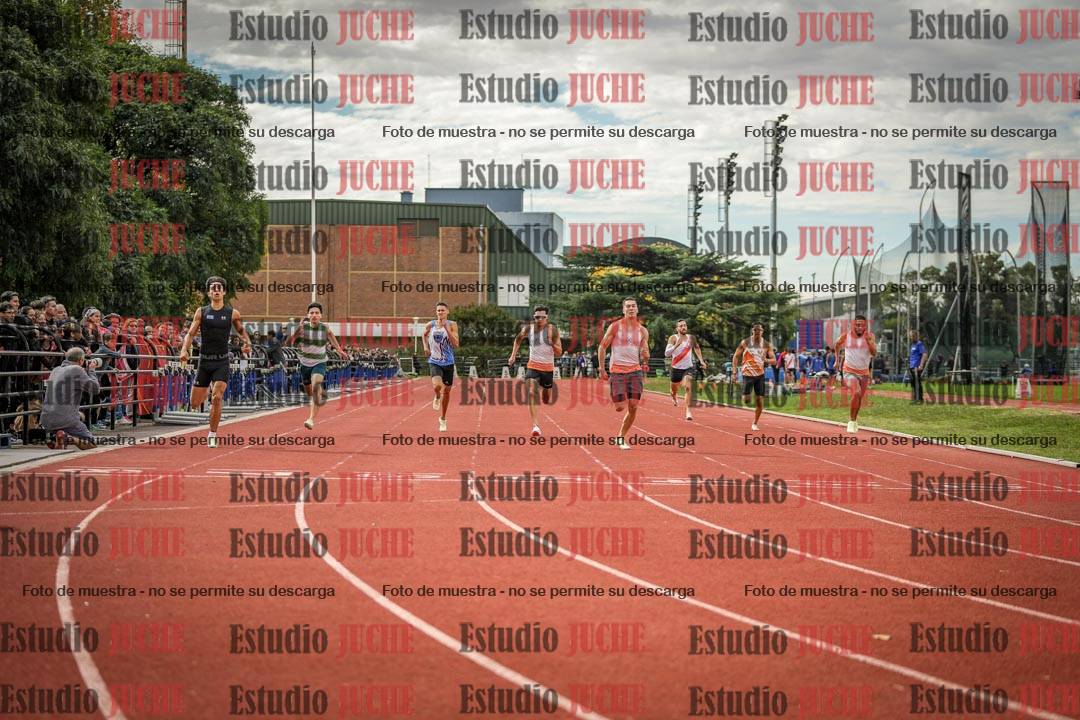Fotos de los 400 m llanos de varones