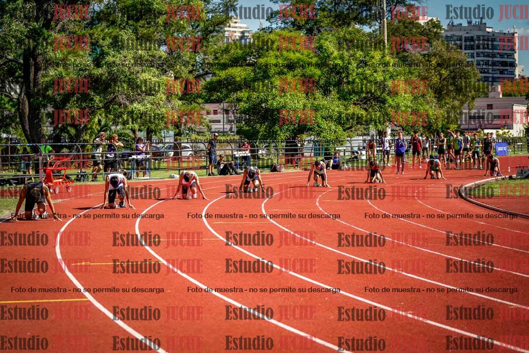Fotos de los 200 m llanos de varones