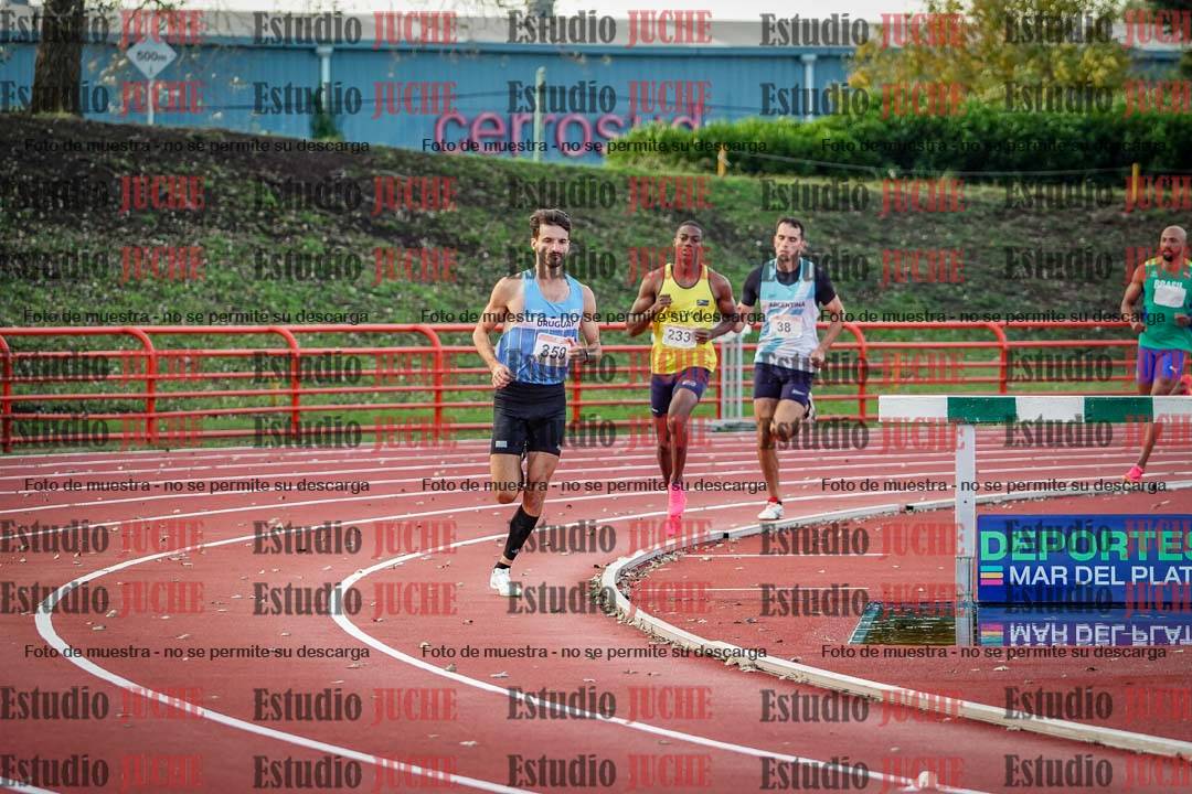 Fotos de los 1500 m llanos de varones - deca 10