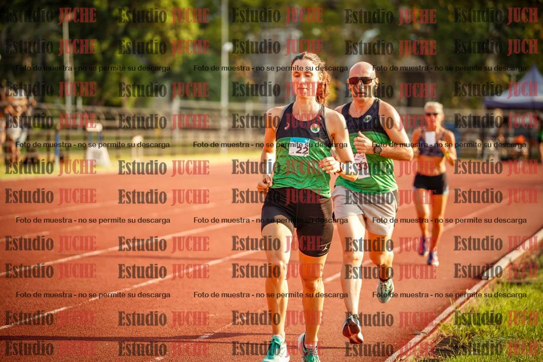 Fotos de los 5000 m llanos de mujeres y varones