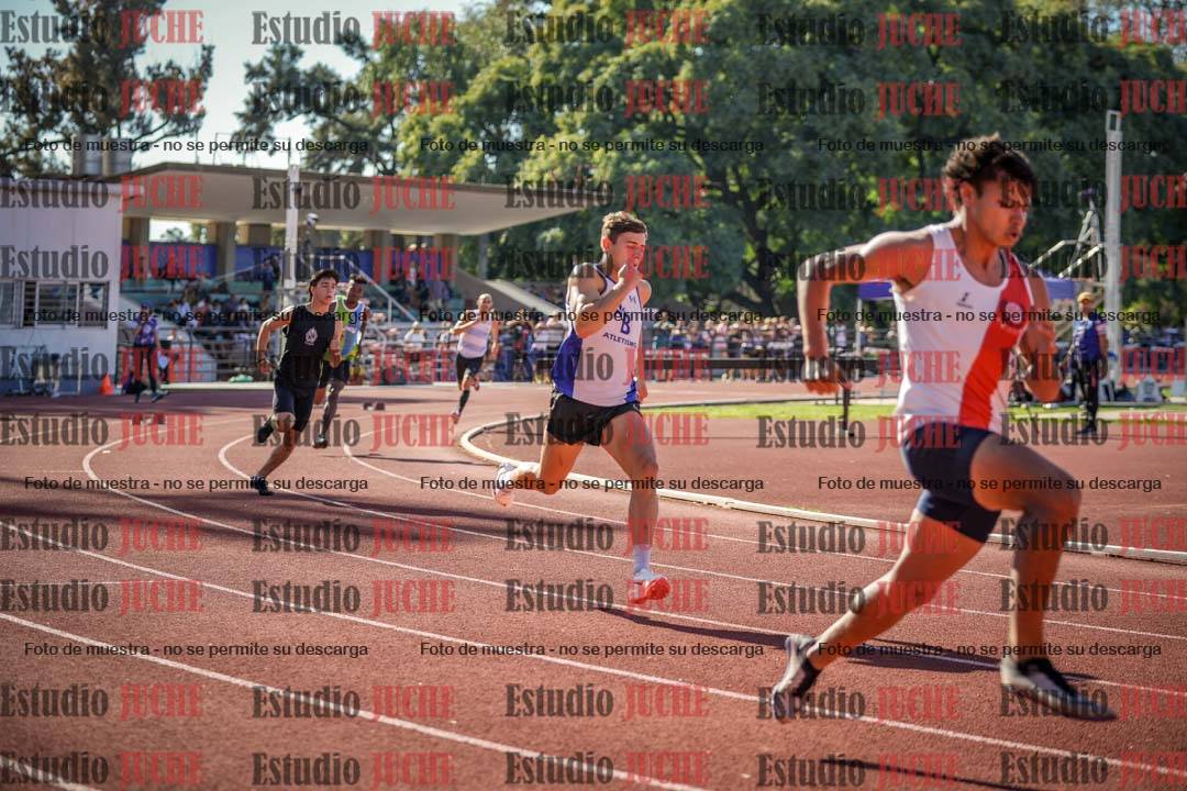 Fotos de los 400 m llanos de varones