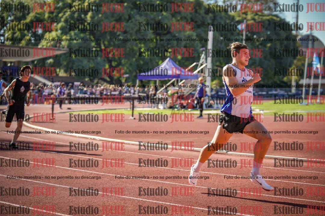 Fotos de los 400 m llanos de varones