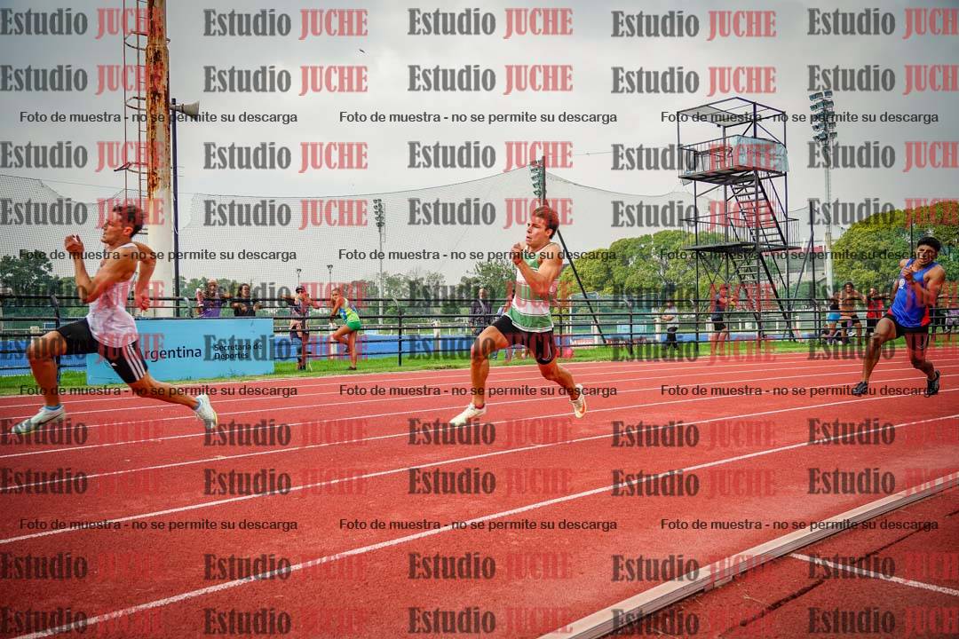 Fotos de los 200 m llanos de varones