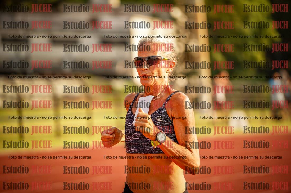 Fotos de los 5000 m llanos de mujeres y varones
