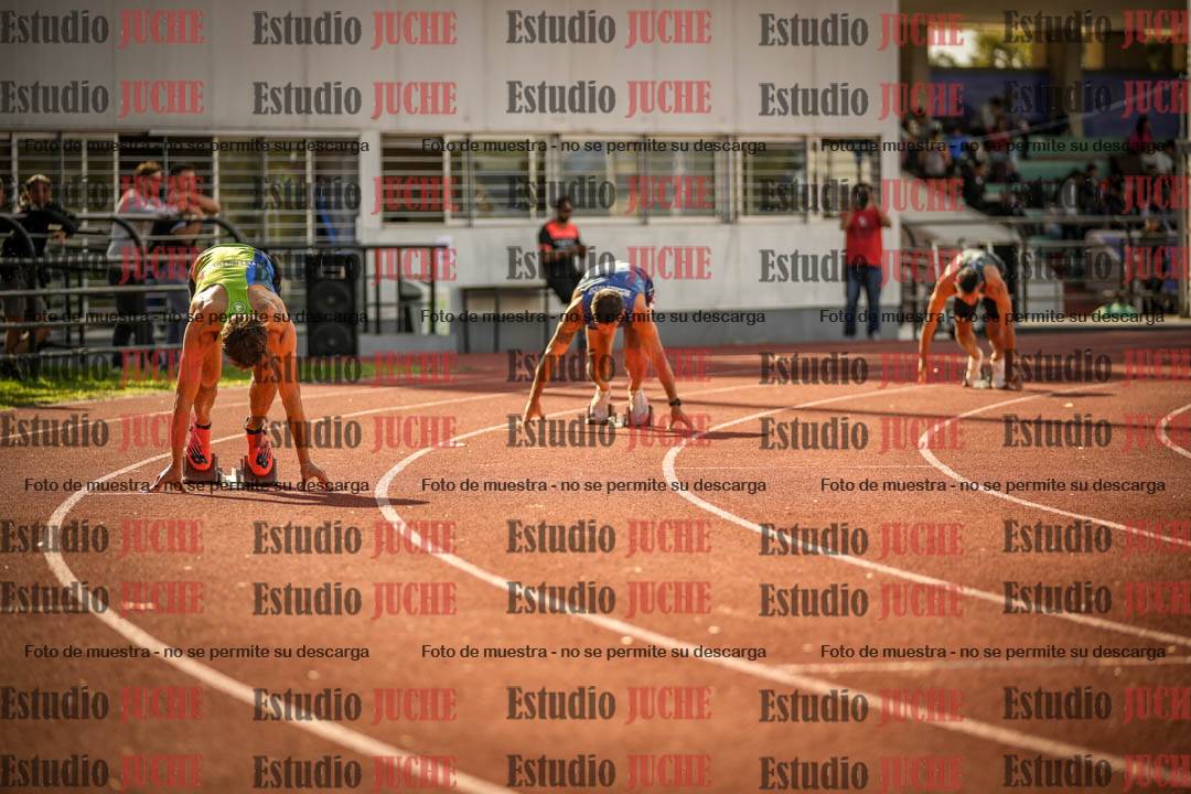 Fotos de los 400 m llanos de varones