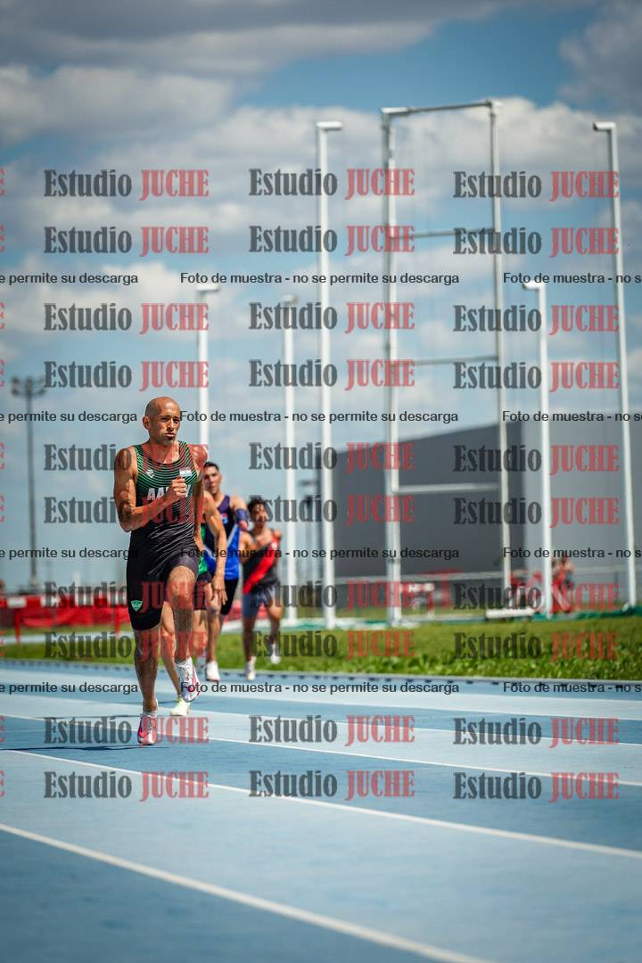 Fotos de los 400 m llanos de varones