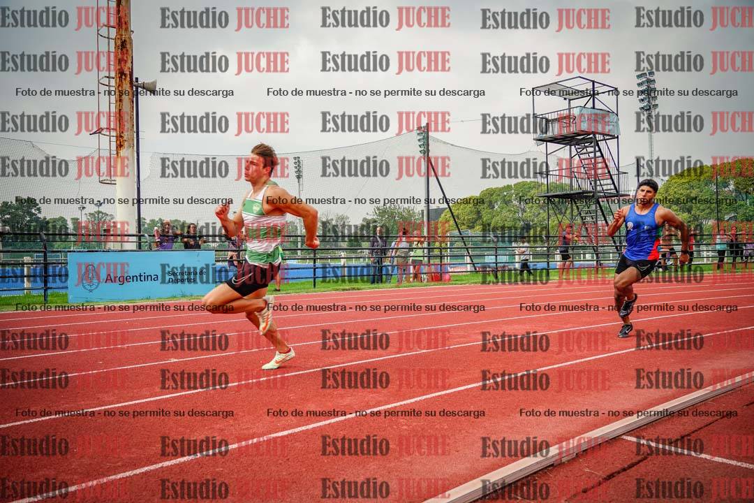 Fotos de los 200 m llanos de varones