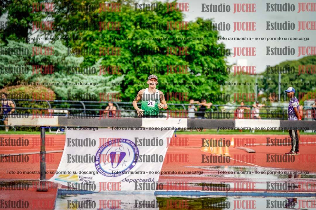 Fotos de los 3000 m con obstáculos de varones