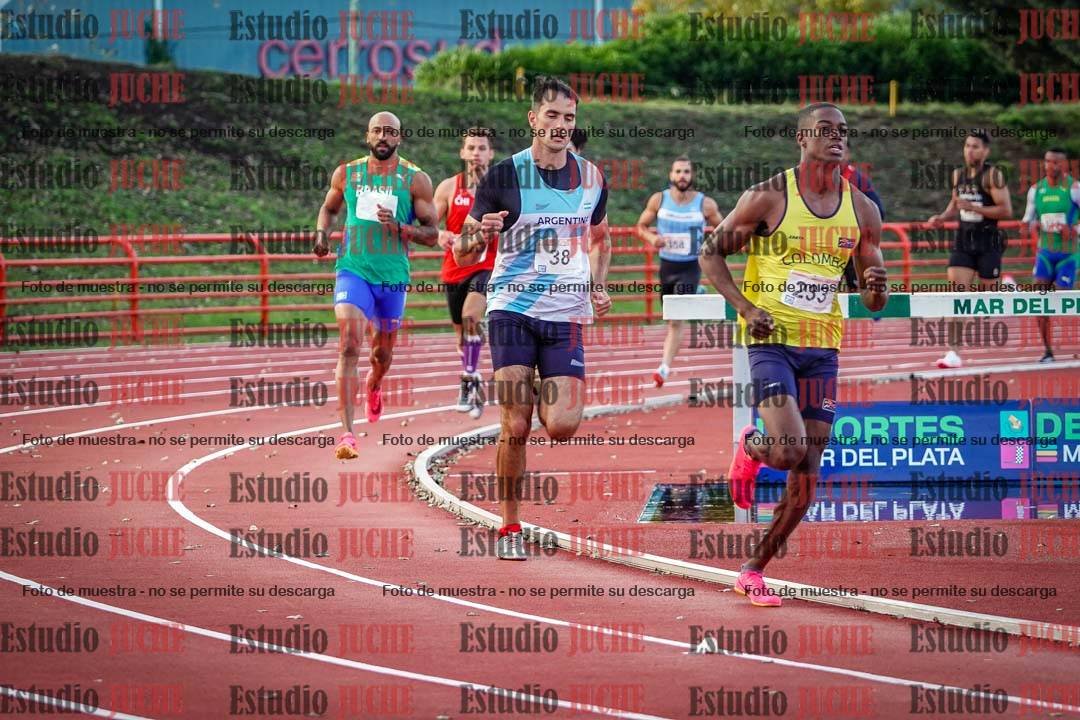 Fotos de los 1500 m llanos de varones - deca 10
