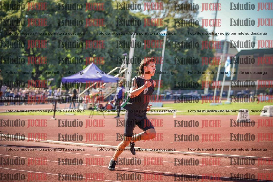 Fotos de los 400 m llanos de varones