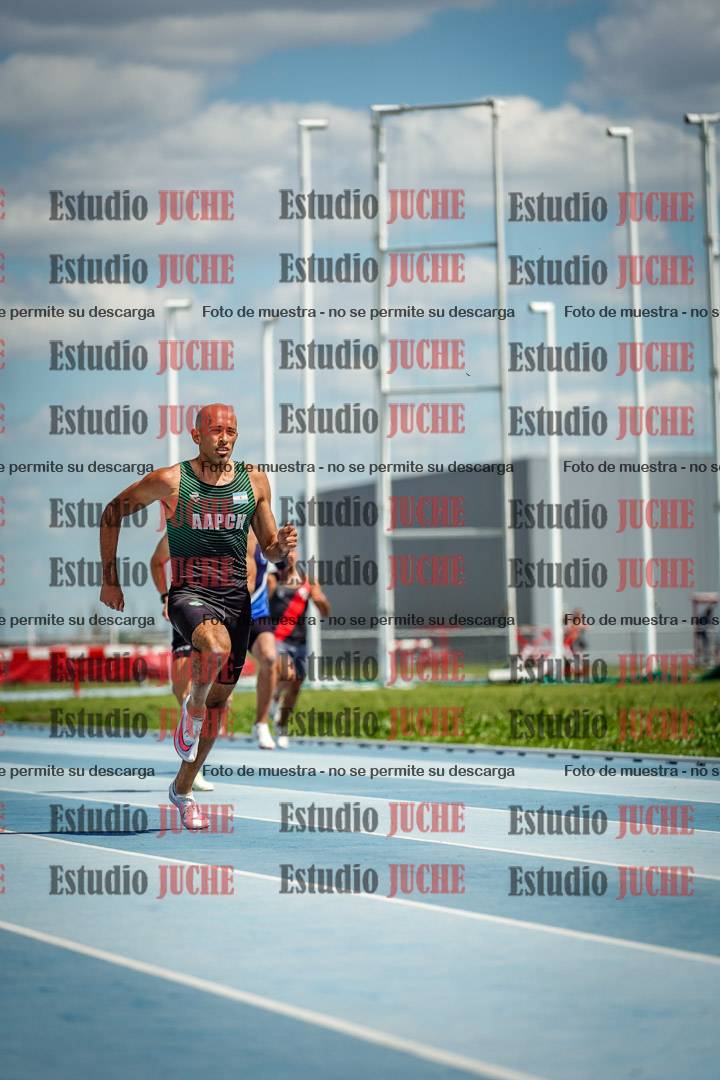 Fotos de los 400 m llanos de varones