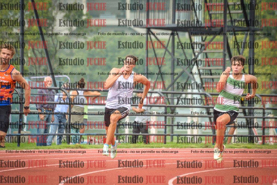 Fotos de los 200 m llanos de varones