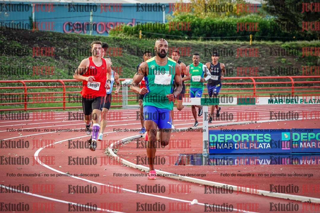 Fotos de los 1500 m llanos de varones - deca 10