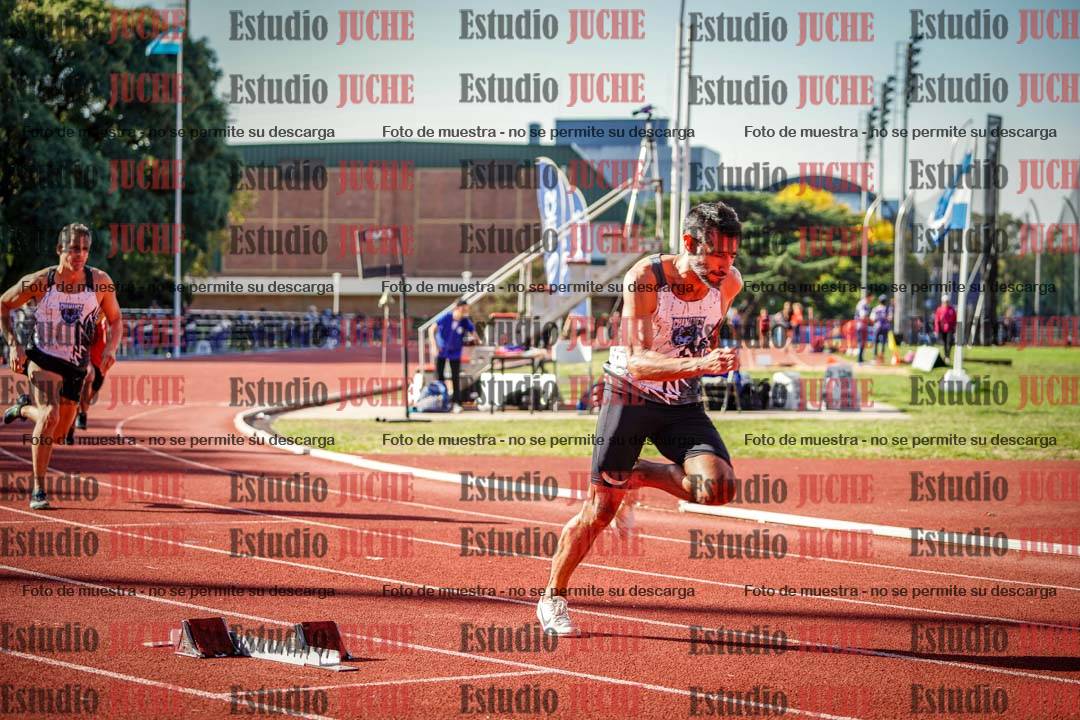 Fotos de los 400 m llanos de varones