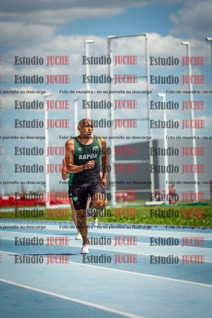 Fotos de los 400 m llanos de varones
