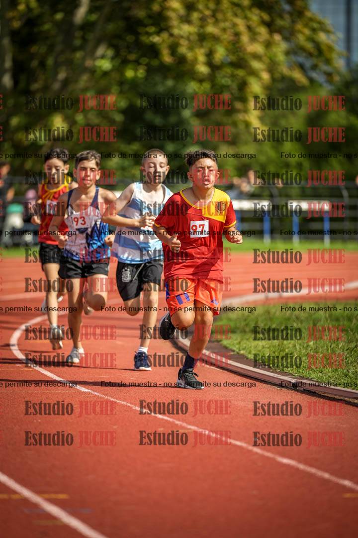 Fotos de los 1000 m llanos de varones