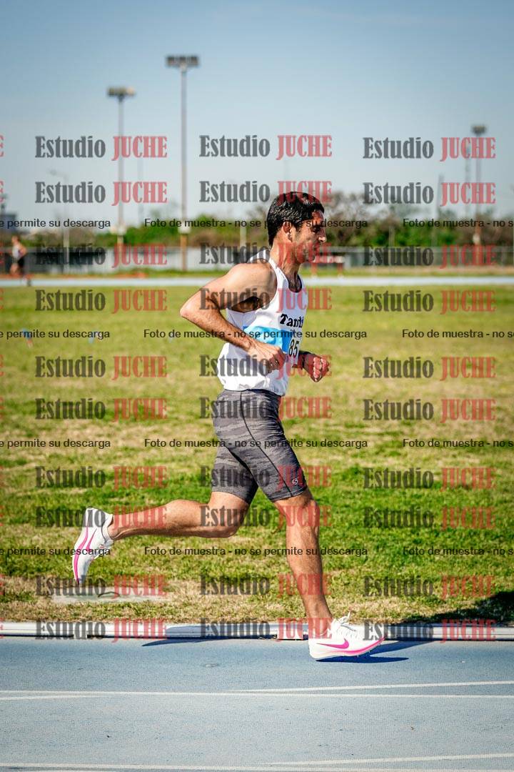 Fotos de los 3000 m llanos de varones