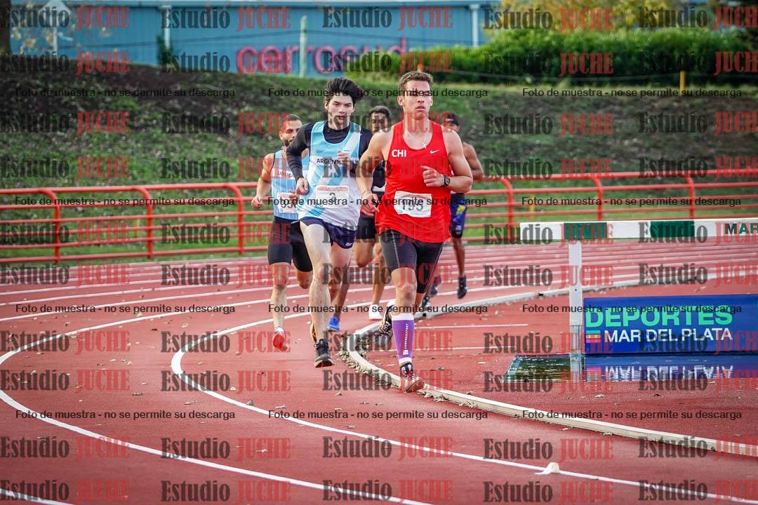 Fotos de los 1500 m llanos de varones - deca 10