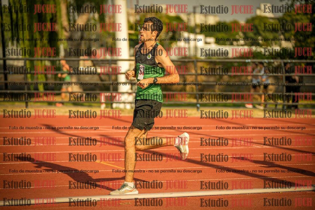 Fotos de los 5000 m llanos de mujeres y varones