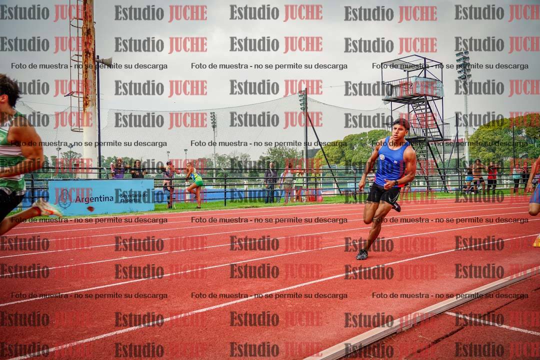 Fotos de los 200 m llanos de varones