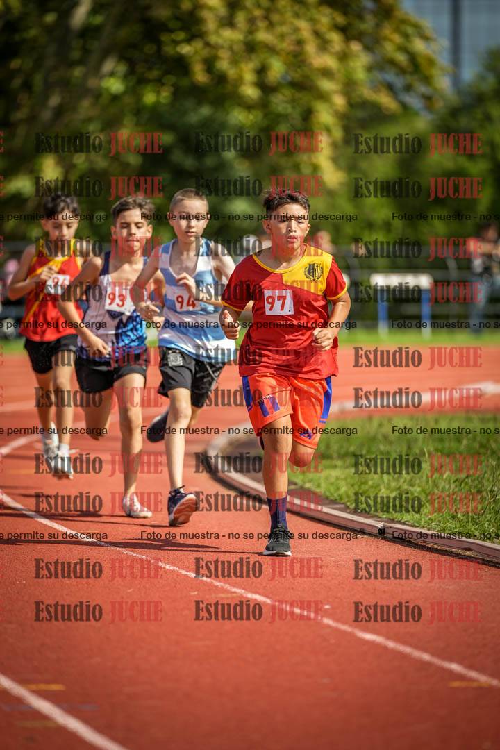 Fotos de los 1000 m llanos de varones