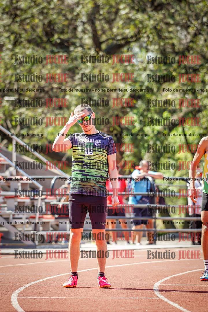 Fotos de los 800 m llanos de varones