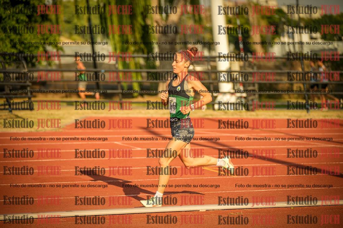 Fotos de los 5000 m llanos de mujeres y varones