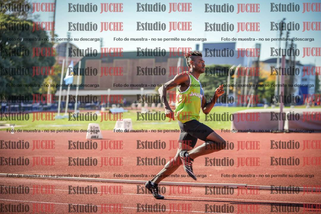 Fotos de los 400 m llanos de varones
