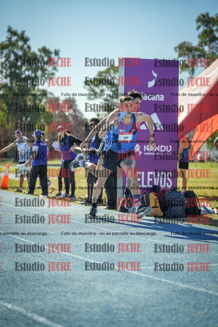 Fotos durante los relevos