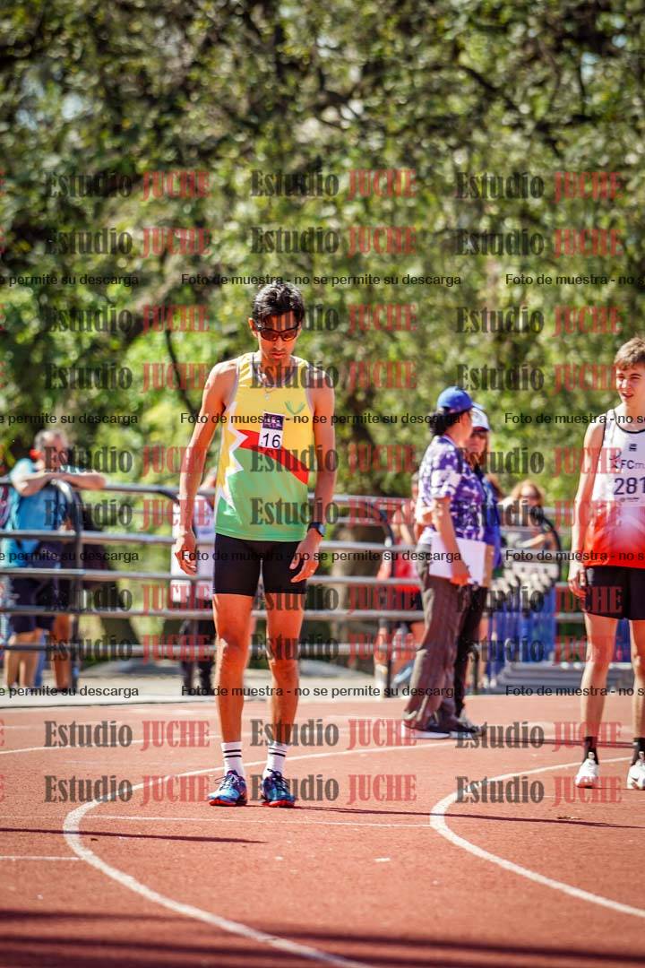 Fotos de los 800 m llanos de varones