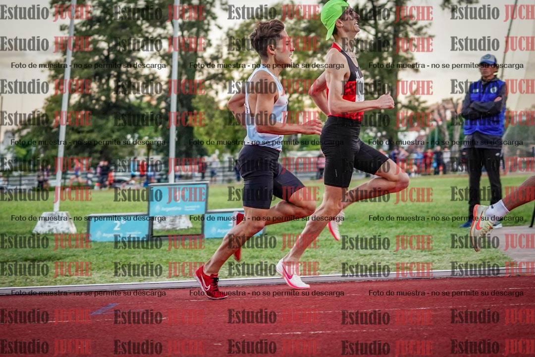 Fotos de los 1500 m llanos de varones