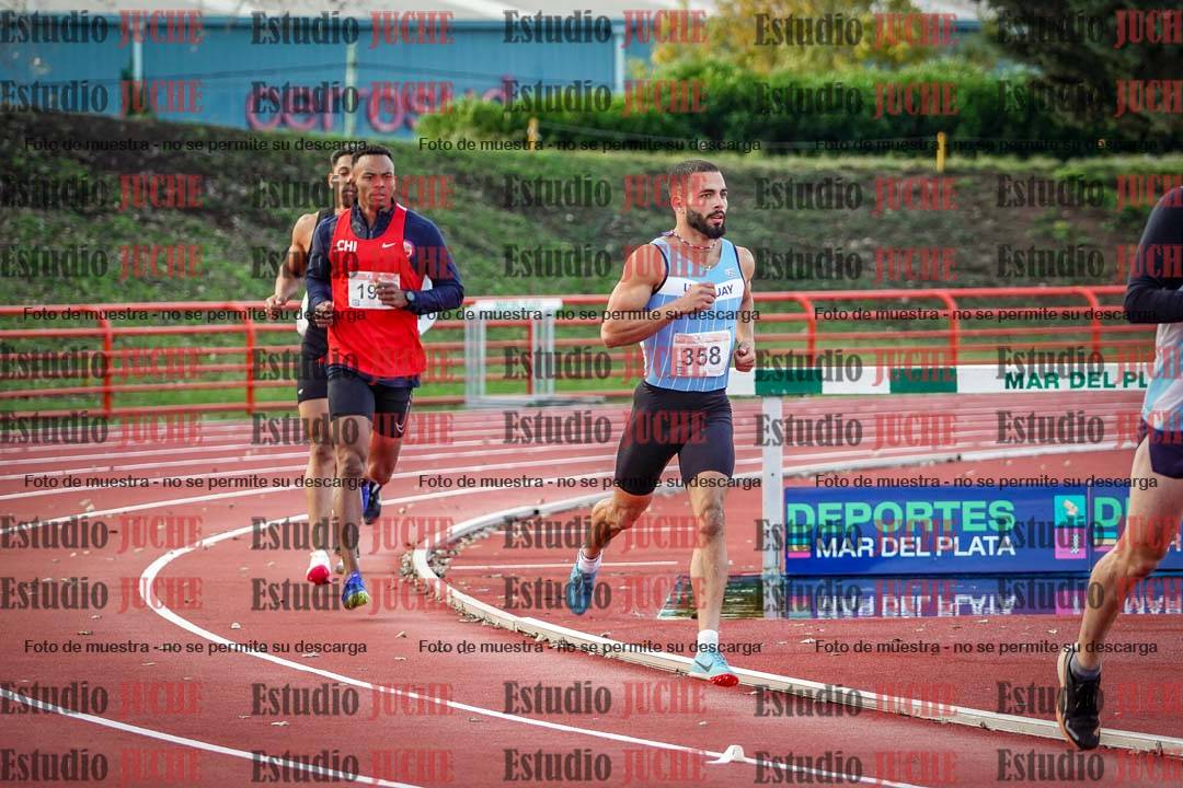 Fotos de los 1500 m llanos de varones - deca 10