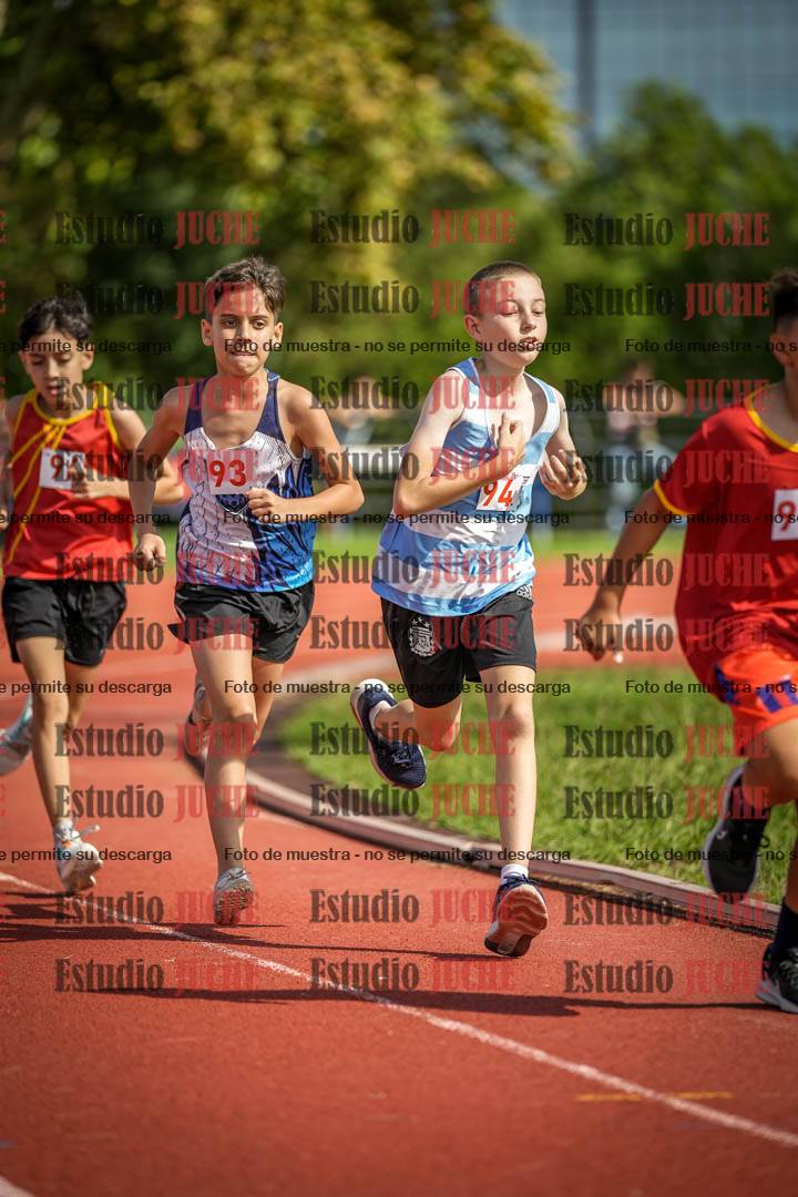 Fotos de los 1000 m llanos de varones