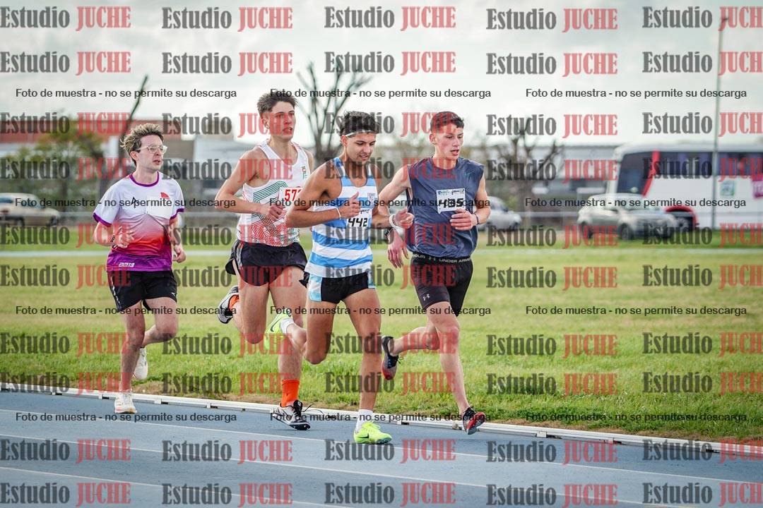 Fotos de los 5000 m llanos de varones