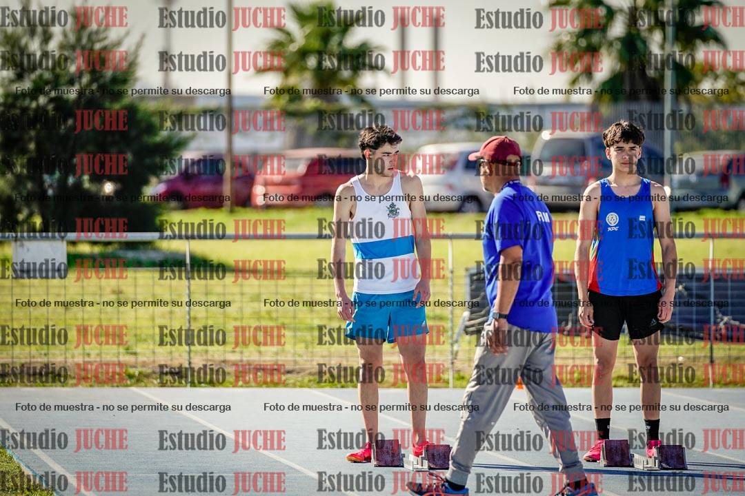Fotos de los 100 m llanos de varones - FINAL
