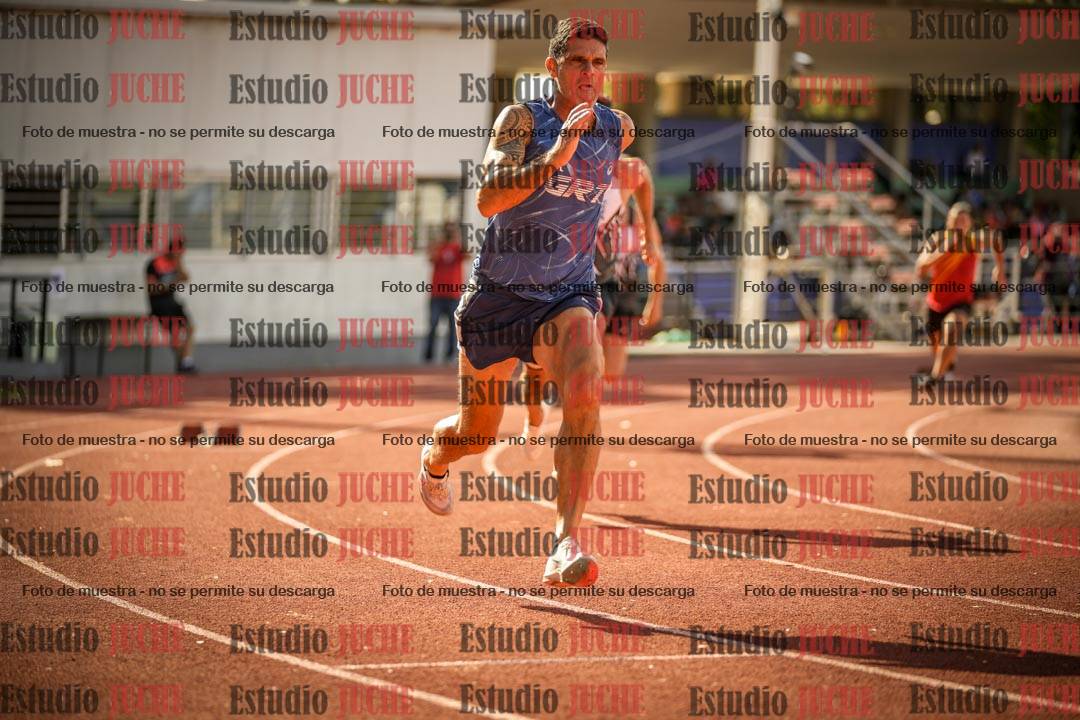 Fotos de los 400 m llanos de varones