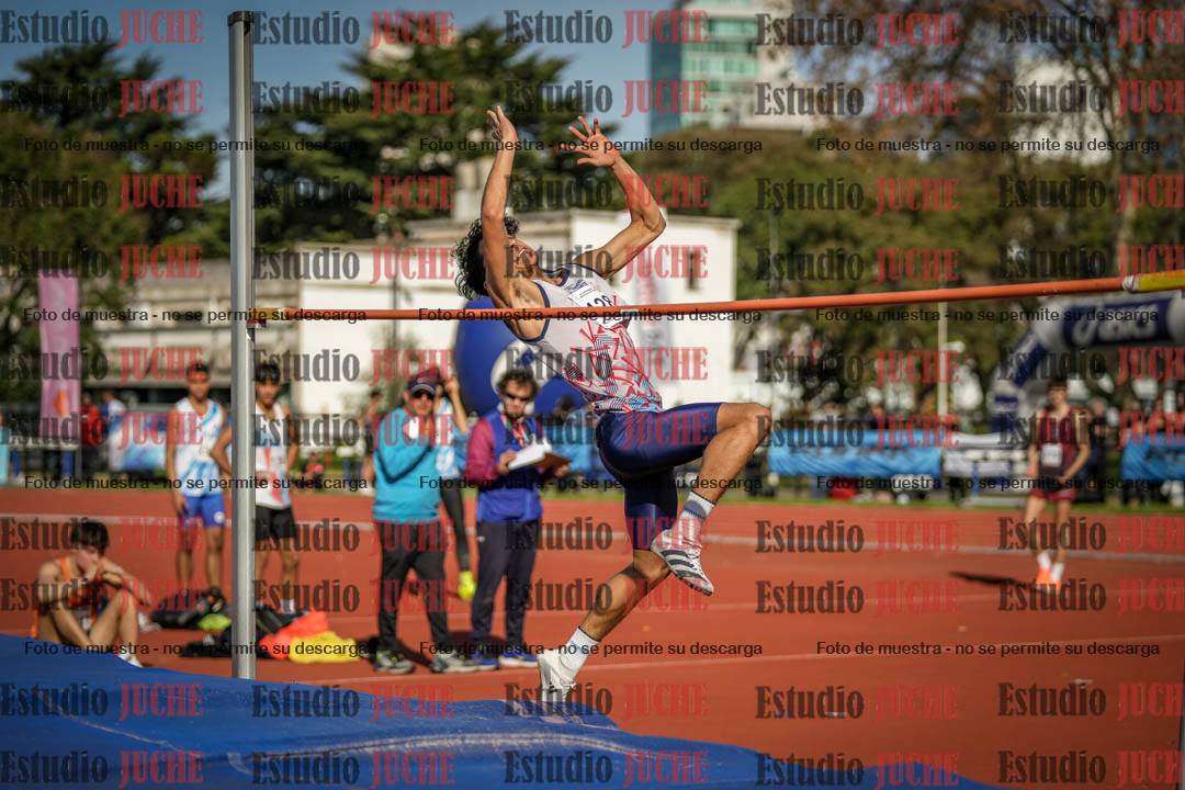 Fotos del salto en alto de varones