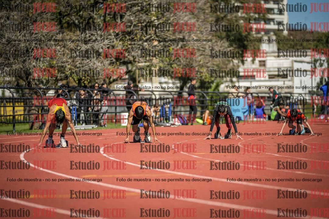 Fotos de los 200 m llanos de varones