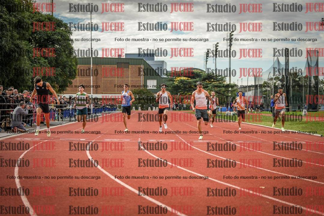 Fotos de los 400 m llanos de varones