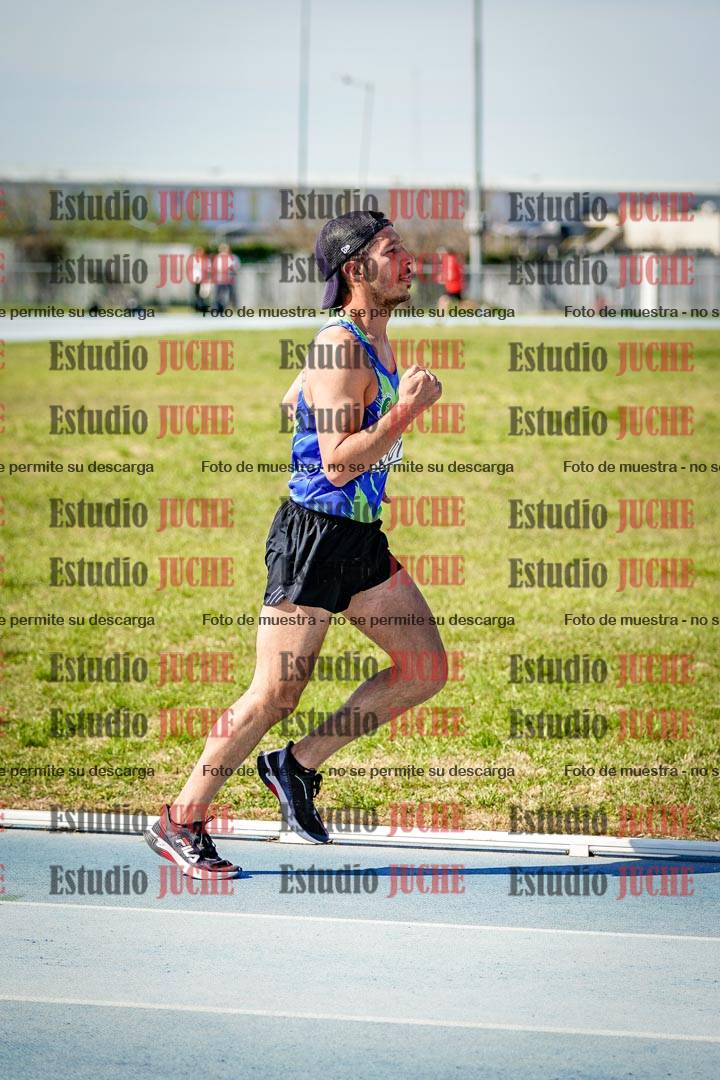 Fotos de los 3000 m llanos de varones