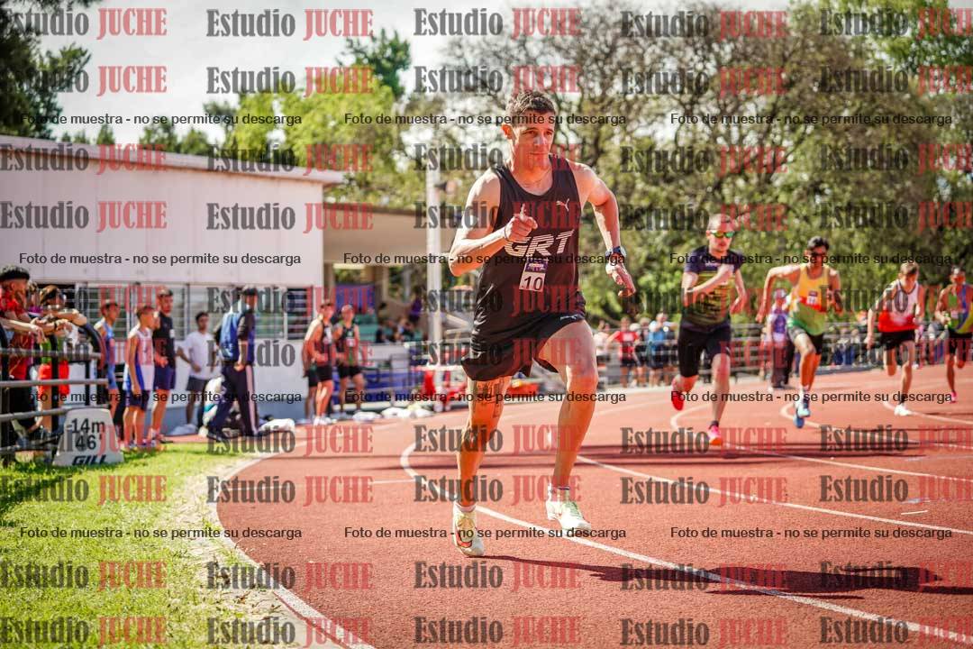 Fotos de los 800 m llanos de varones