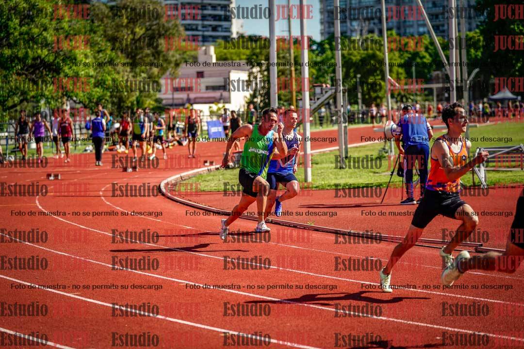 Fotos de los 200 m llanos de varones