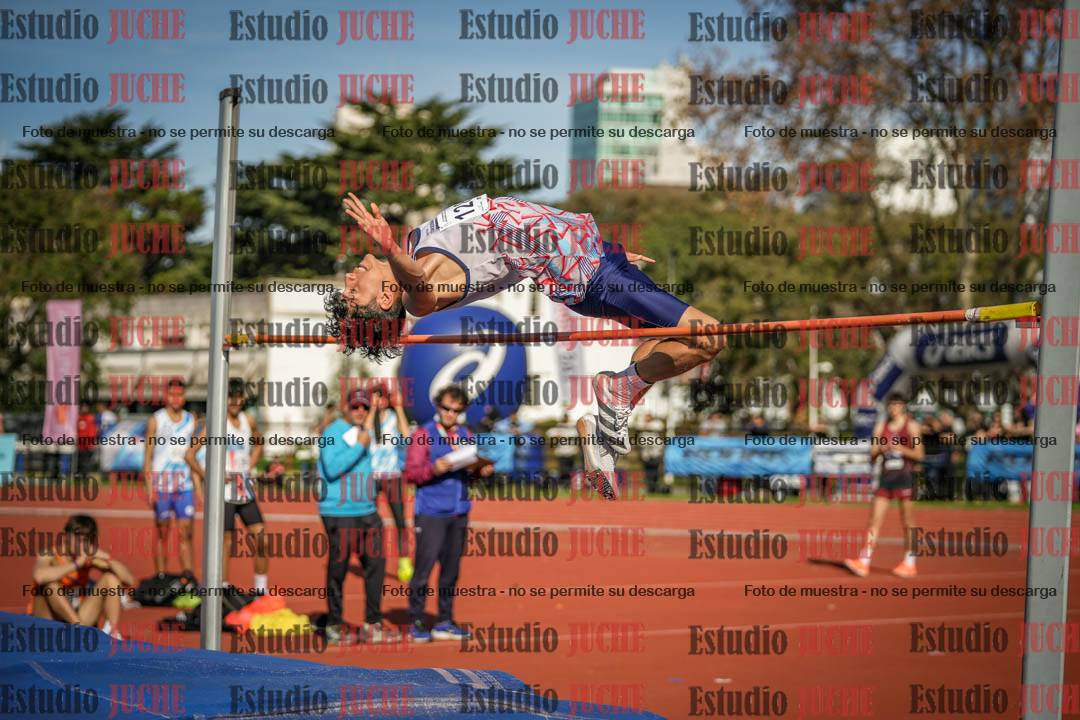 Fotos del salto en alto de varones