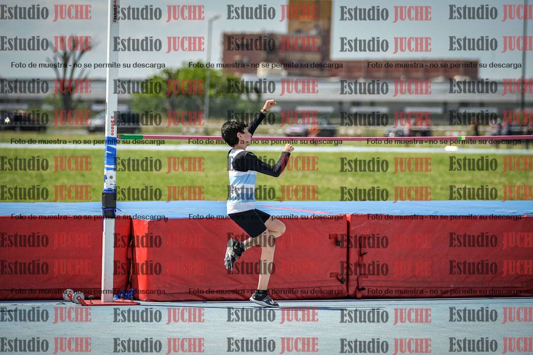 Fotos del salto en alto de varones - U12