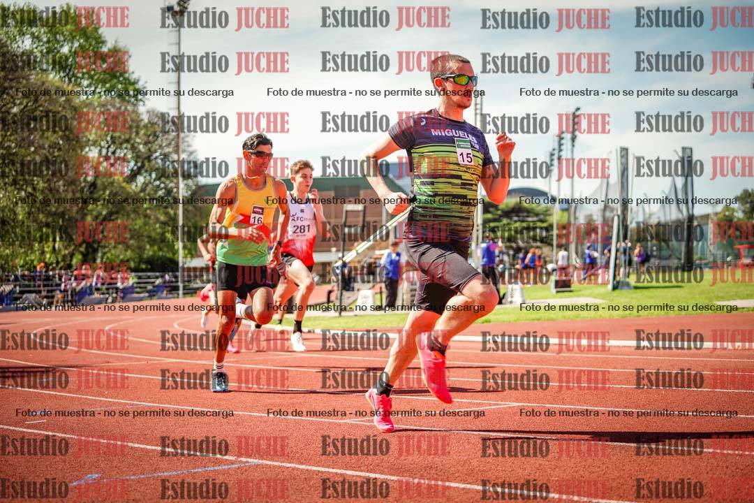 Fotos de los 800 m llanos de varones