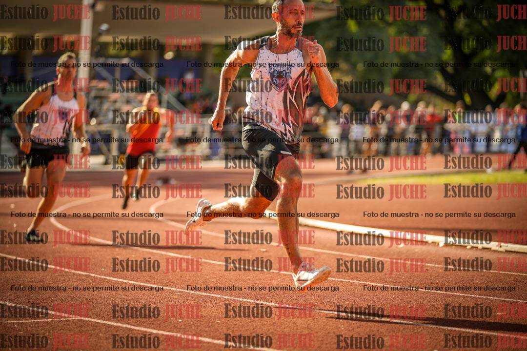 Fotos de los 400 m llanos de varones
